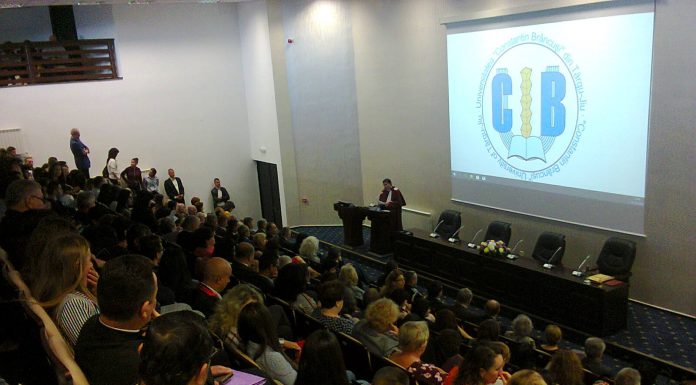 Deschiderea noului an academic 2019-2020 la Universitatea «Constantin Brâncuşi» din Târgu-Jiu (I) – ,,Universitatea «Constantin Brâncuşi» din Târgu-Jiu și-a înțeles și asumat menirea ce-i asigură identitatea și recunoașterea în spațiul universitar românesc și european”!