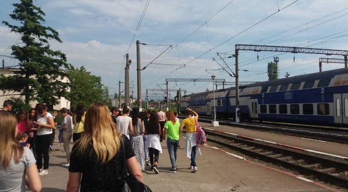 CFR caută firme de curățenie pentru patru gări din Gorj. Suma oferită!