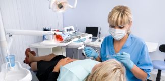 Salarii cu multe zerouri pentru stomatologii gorjeni care aleg Norvegia