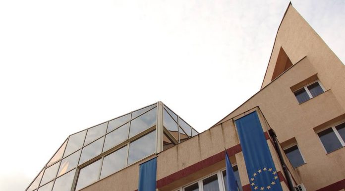 Proiect pentru reducerea birocrației în Primăria Motru. Costă un milion de lei!