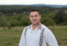 Ansamblul „Maria Lătăreţu”, prezent la Tismana la Festivalul Castanului