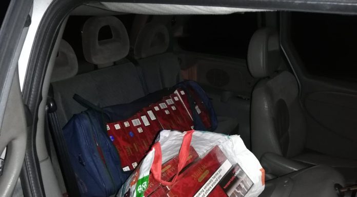 Doi bărbați și un minor din Gorj, reținuți pentru contrabandă cu țigări