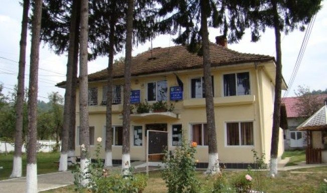 Primărie reabilitată cu bani guvernamentali