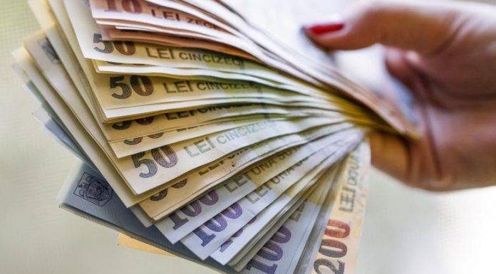 Întâlnire în camera unei pensiuni, încheiată în arest de o tânără din Târgu-Jiu