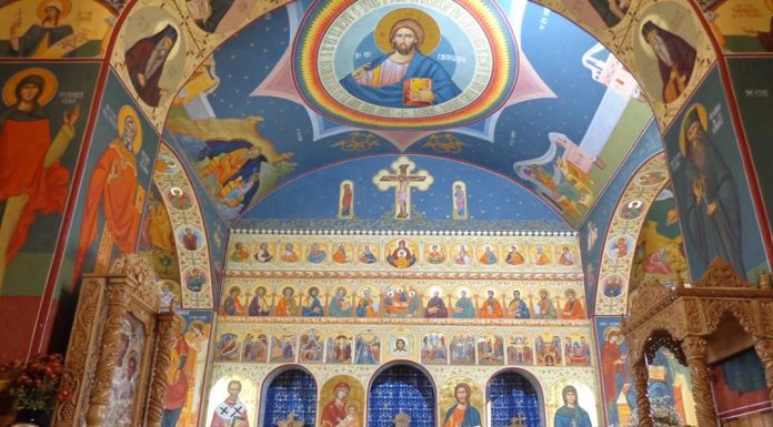 Interior nou pentru o biserică din Turceni