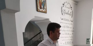 Repetiții pentru parada de 1 Decembrie fără Romanescu și Popescu!