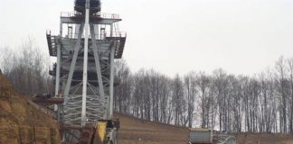 Vrea redeschiderea carierei de cărbune