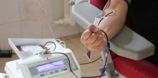 Salariaţii şi colaboratorii DSP Gorj continuă campania de donare de sânge