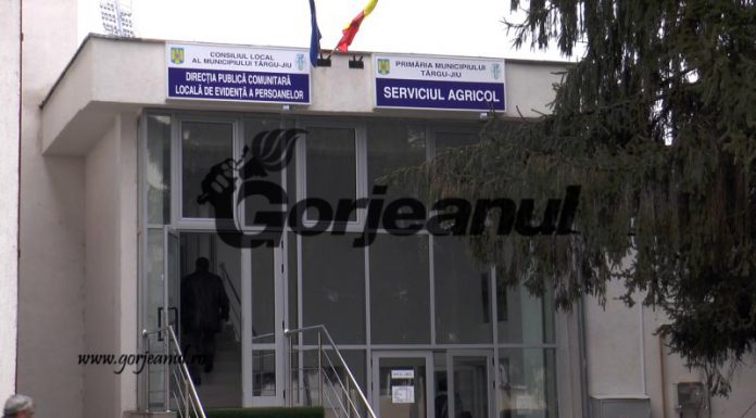 Program prelungit la serviciile publice de evidență a persoanelor din județ