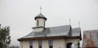 Sfântă Liturghie Arhierească la sfinţirea Bisericii din Parohia Gornăcel, filia Pleşa, Oraşul Bumbeşti-Jiu, judeţul Gorj – ,,Noi, oamenii, am primit de la Dumnezeu puterea de a zidi «Casă» Atotputernicului, Tatăl Ceresc”!