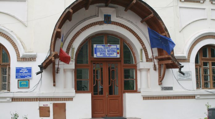 Încep micile reparații la „Spiru Haret”. Marea reabilitare, la anul!