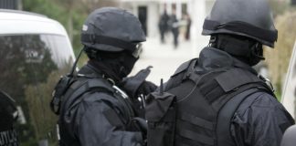 Percheziții la Bengești-Ciocadia, într-un dosar de trafic internațional de droguri de mare risc