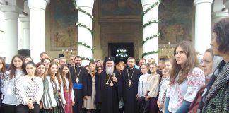Sfântă Liturghie Arhierească la Sărbătoarea Bisericii Paraclis Mitropolitan «Sfinţii Voievozi Mihail şi Gavriil» din Municipiul Târgu-Jiu! – ,,Sfinţii Arhangheli Mihail şi Gavriil sunt ajutătorii neamului omenesc”!