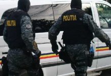 Bătaie în fața unui bar din Târgu-Jiu! Patru tineri au ajuns în arest