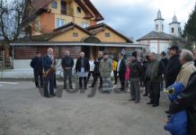 VIDEO: Primarul Emilian Rusu a organizat Ziua Națională la Dănești chiar și fără buget