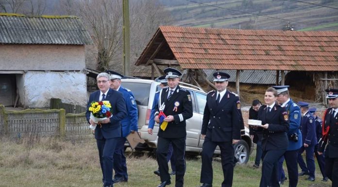 FOTO: Surpriza Jandarmeriei, Poliției, ISU și a prefectului județului Gorj pentru două femei născute în 1918
