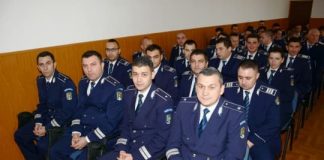 17 angajați ai IPJ Gorj, avansați în grad de 1 Decembrie