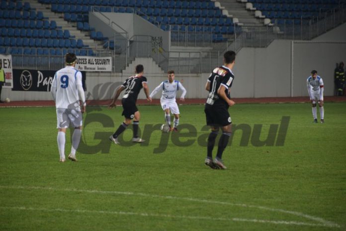 79095273_586834015478506_8423032085568028672_n