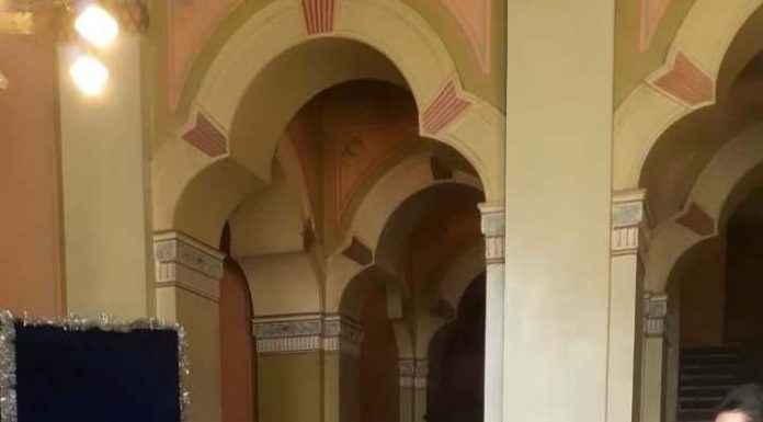 Elevii Școlii Gimnaziale Pociovaliștea au colindat autoritățile județene!