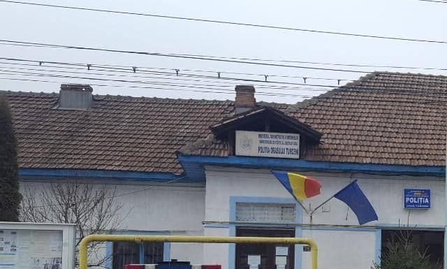 Șeful Poliției Turceni, acuzat de insulte aduse subordonaților! Un agent, la spital din cauza deciziilor abuzive ale subcomisarului Pardos