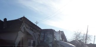 Acuzații! Buldoexcavatorul Primăriei Arcani a deservit la domiciliu rude de-ale primarului!