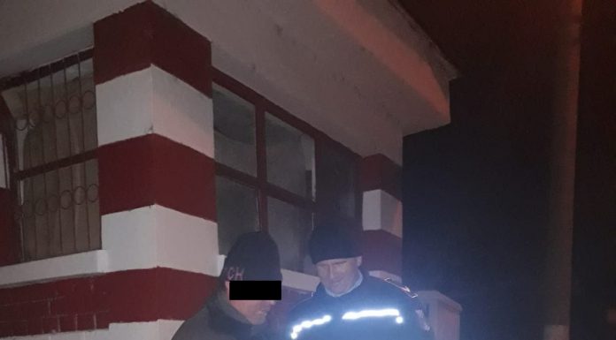 FOTO: Adunați de pe străzi de către agenții de la Locală