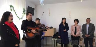 Beneficiarii serviciilor CÎA Suseni, colindaţi de artistul Bacio