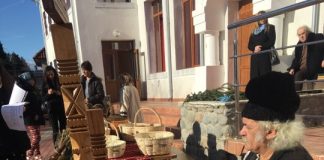 Târg tradiţional de Moş Nicolae, la Baia de Fier