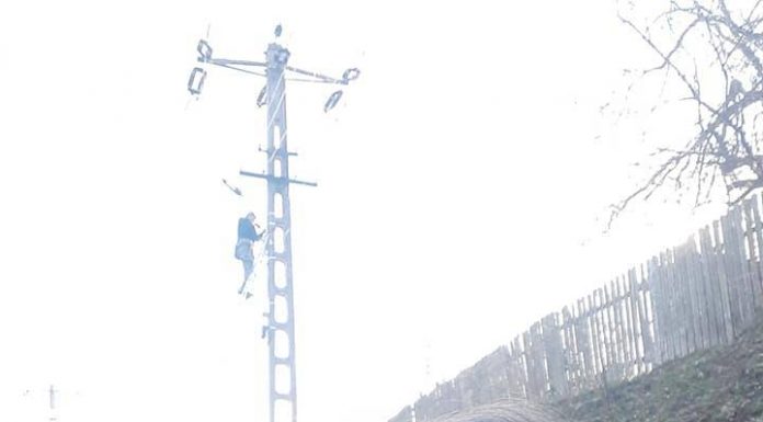 Iluminat stradal modern în două comune din Gorj