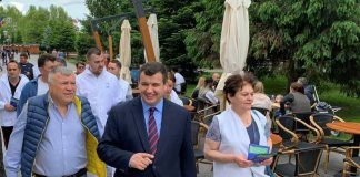 Politica-i pe voturi! Decizie: Vor fi rași toți!