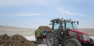 Groapă de gunoi de grajd, la Turburea