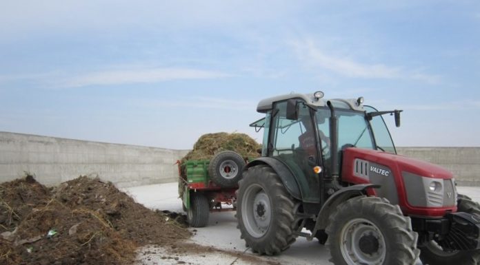 Groapă de gunoi de grajd, la Turburea