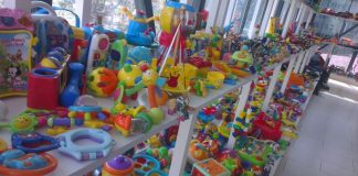 Razie a Poliției la magazinele din Târgu-Jiu