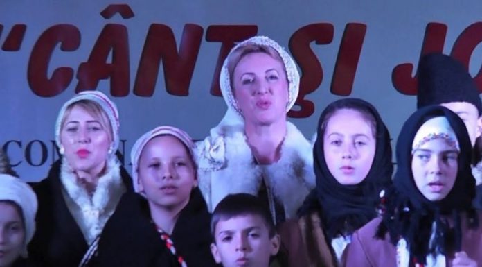 Artişti populari din Gorj, prezenţi duminică la Bucureşti