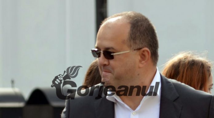 Îi ia locul lui Săvoiu