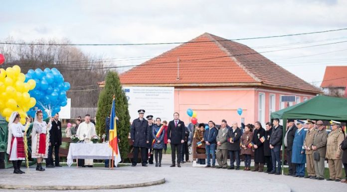 Sărbătoarea Zilei Naţionale a României la Strâmba-Jiu, Oraşul Turceni, Gorj – ,,Istoria ne-a învăţat că nu trebuie să aşteptăm nimic de la împăraţii străini şi de la fiii altor neamuri”!