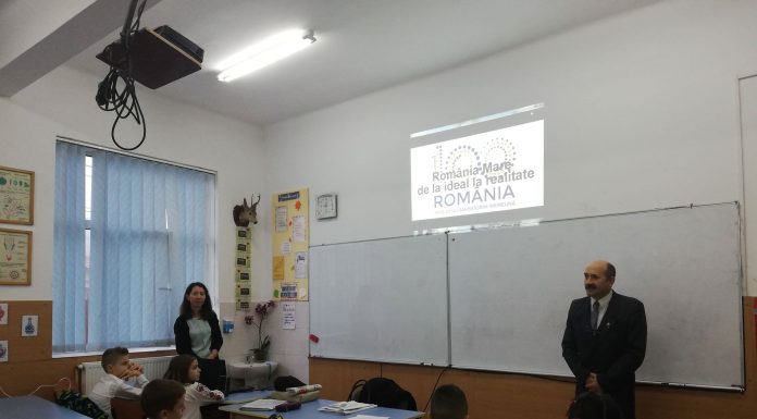 Picături de lumină în istoria românilor. Acțiune inedită la Școala „Sf. Nicolae” Târgu-Jiu