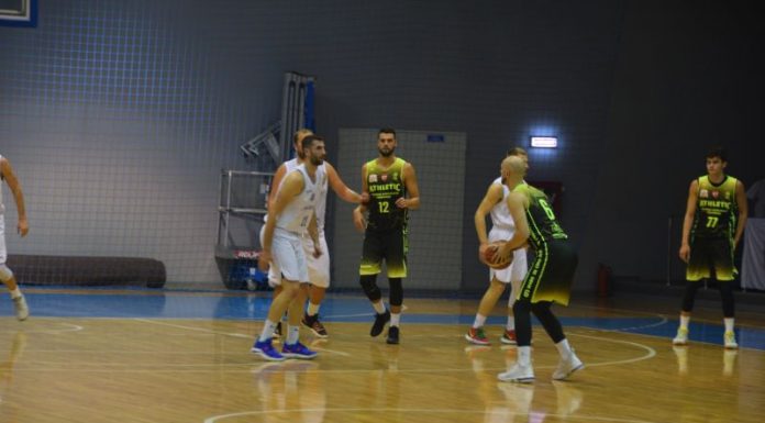 Revin meciurile de baschet