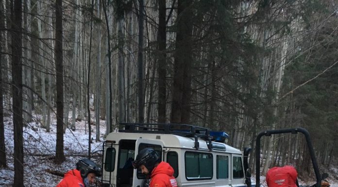 Au ajuns la spital după ce s-au răsturnat cu ATV-ul