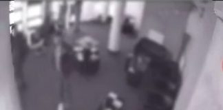 Angajata unei săli de jocuri din Târgu-Cărbunești, lovită de un client