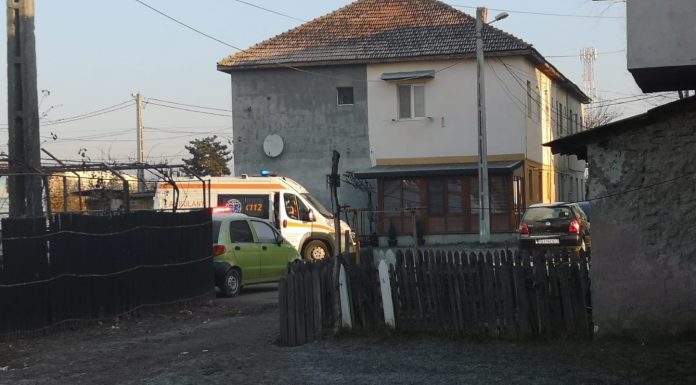 FOTO: Doi tineri, găsiți morți într-o casă din Târgu-Jiu