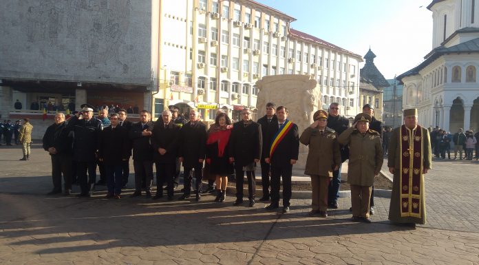 Foto: Manifestările dedicate Unirii de la 1859 au debutat în Piața Prefecturii