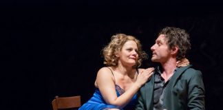 Spectacol de familie şi din viaţa de zi cu zi, la Teatrul „Elvira Godeanu”