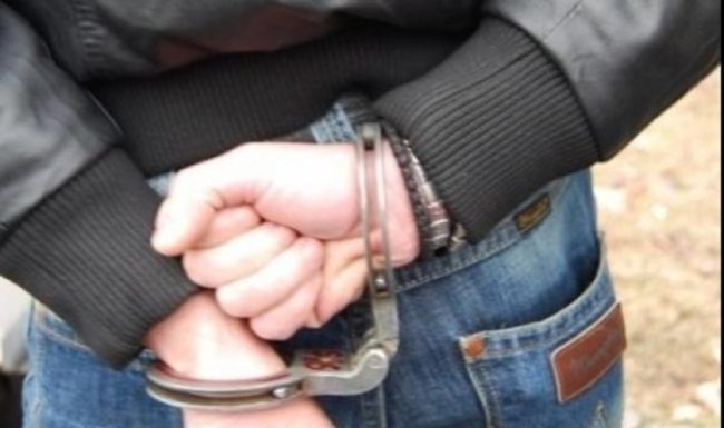 Tânăr din Târgu Jiu, reținut după ce a comis mai multe furturi