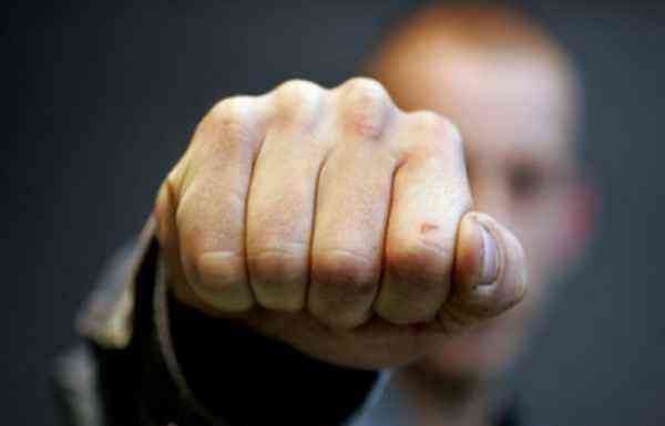 Mamă și fiice protejate printr-un ordin emis de Poliție