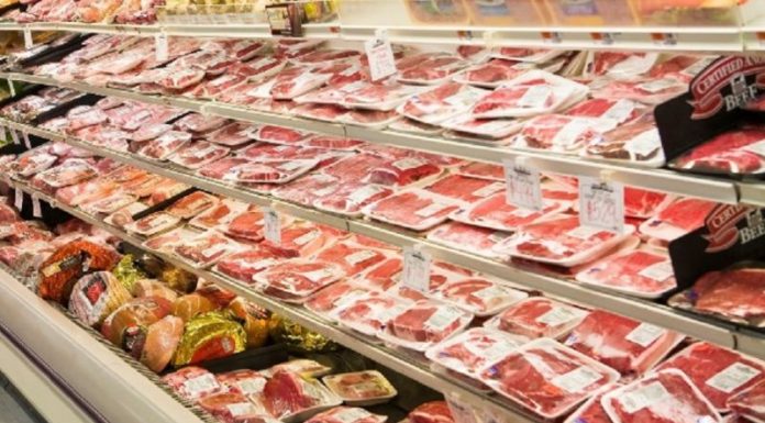 Alertă alimentară! – Loturi de carne provenită din zonele cu focare de gripă aviară din Ungaria, pe galantarele magazinelor din Gorj