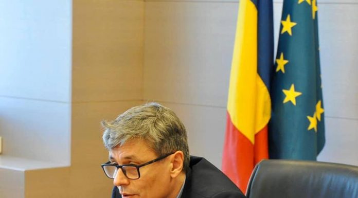 Anunțul ministrului Economiei pentru cei care și-au plătit avansul pentru vacanțe