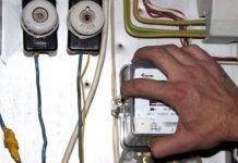 Cercetat pentru furt de energie electrică