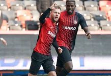 Maxim, debut de senzaţie în Turcia