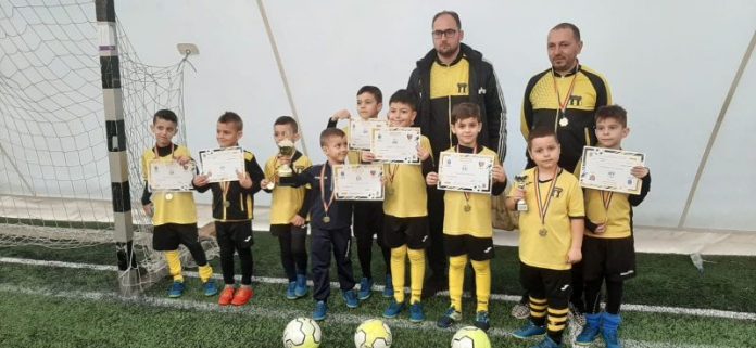 86817047_494015154640551_2449503721030156288_n